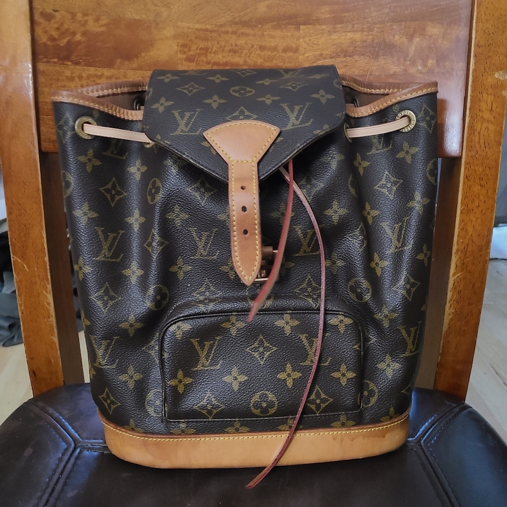 Louis Vuitton Monogram Montsouris MM Backpack